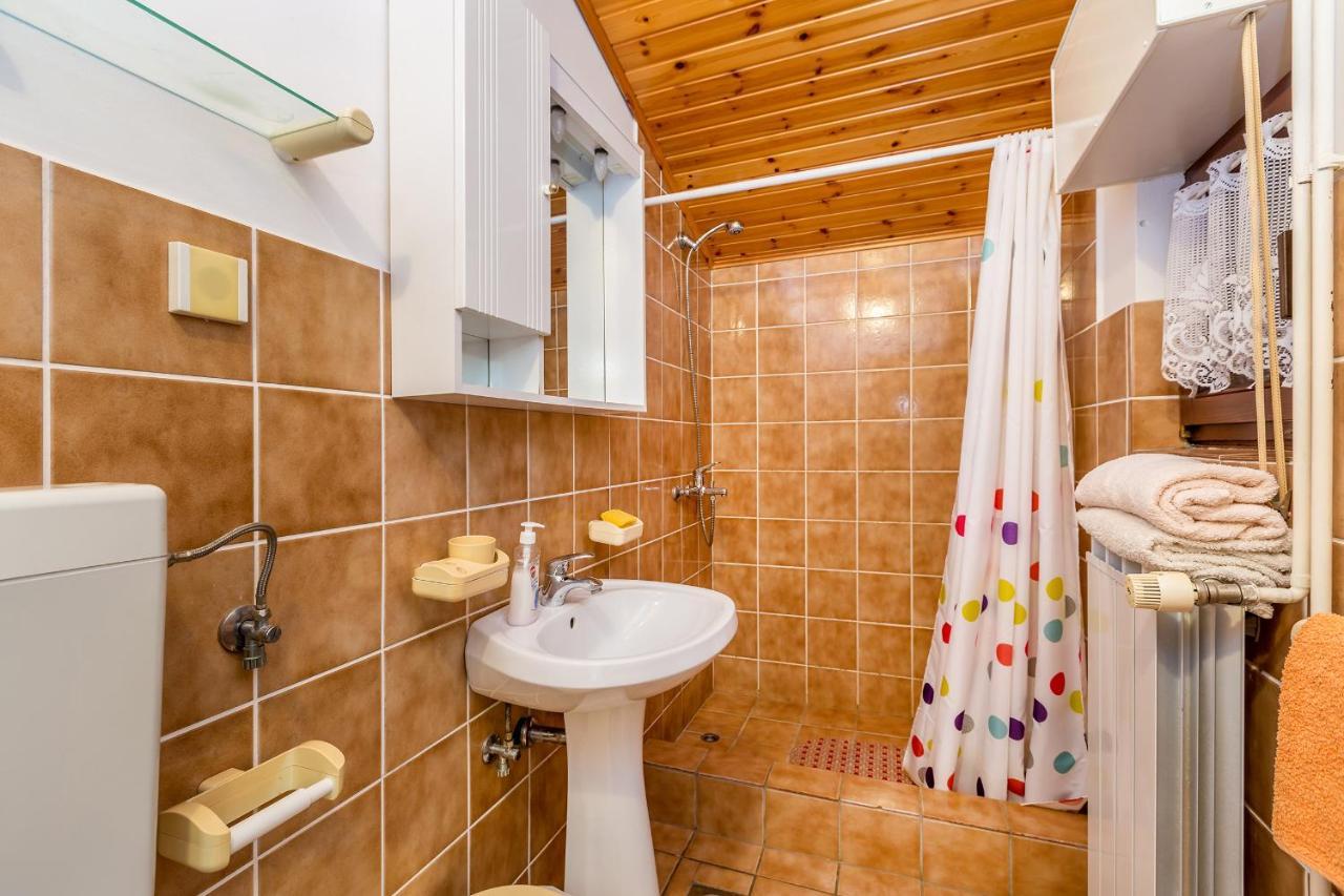 Rum i privatbostad Soba 2 Omišalj